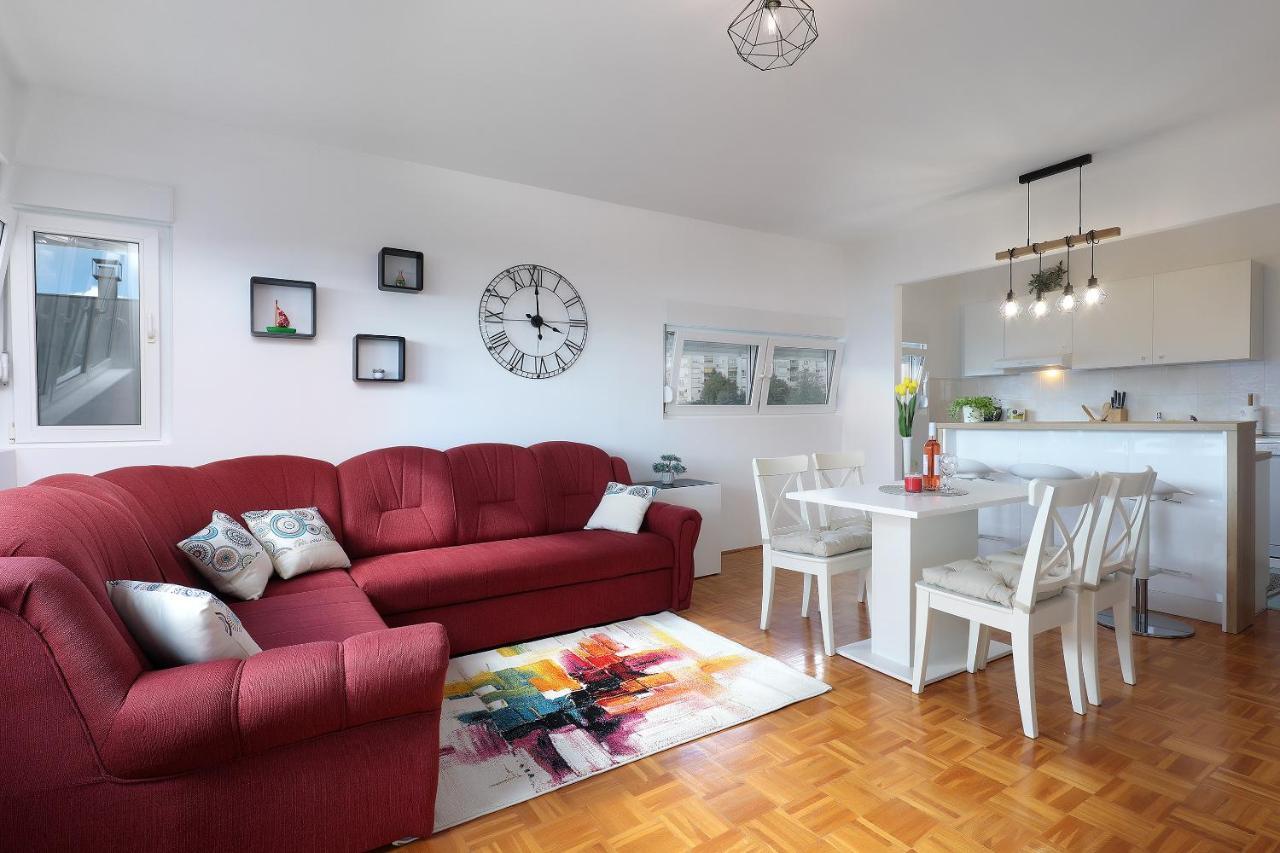 Apartment Leon - Sea View Rijeka Exterior photo