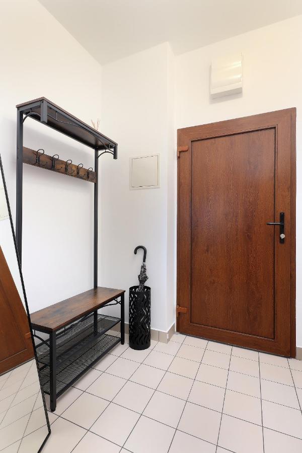 Apartment Leon - Sea View Rijeka Exterior photo